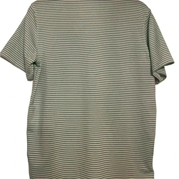 Vineyard Vines boys button shirt. Green/white dry fit material Boys XL - Picture 2 of 3